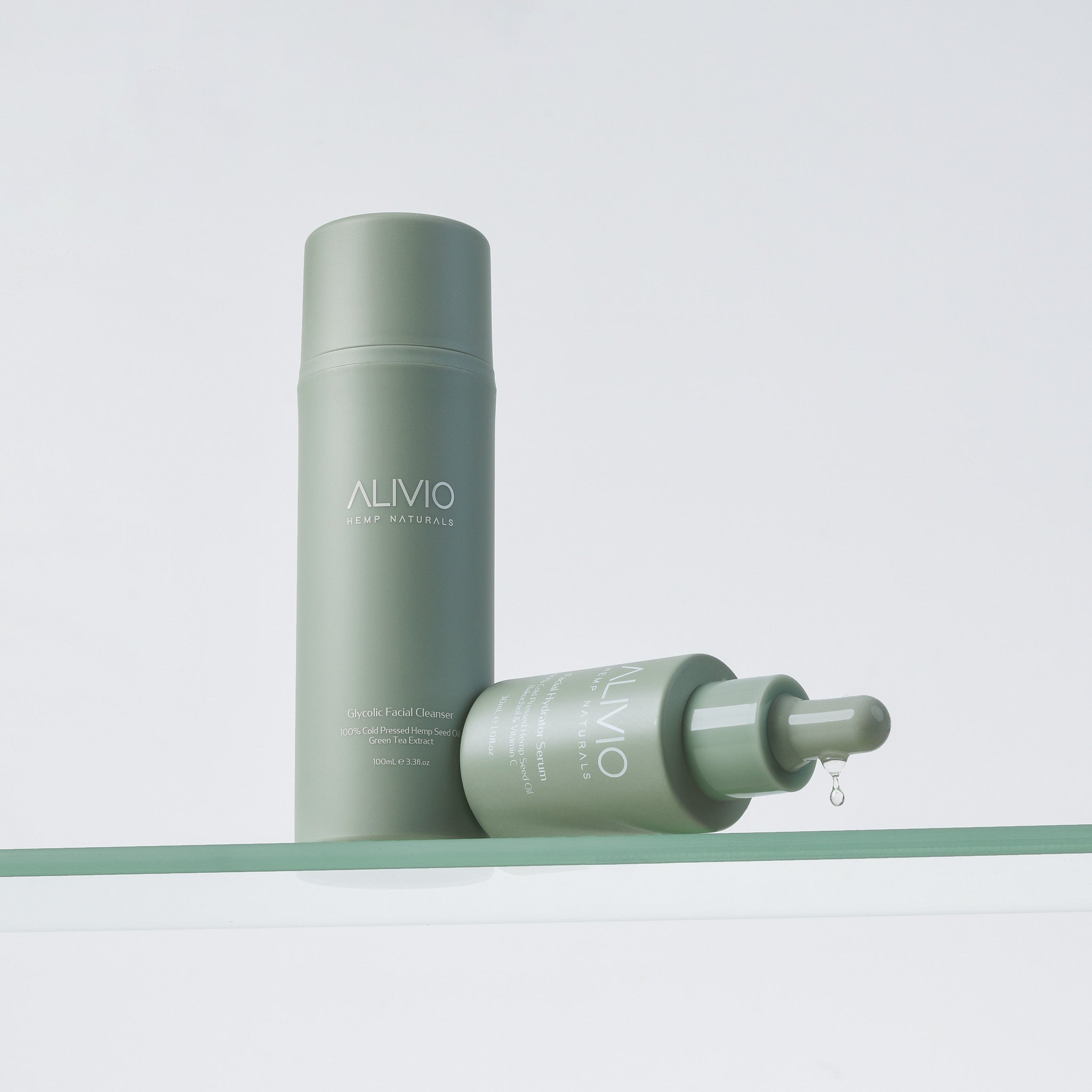 Alivio Wellness Cleanse & Hydrate Bundle featuring Glycolic Facial Cleanser for gentle exfoliation and Hydrating Facial Serum for deep moisturization and a radiant complexion.