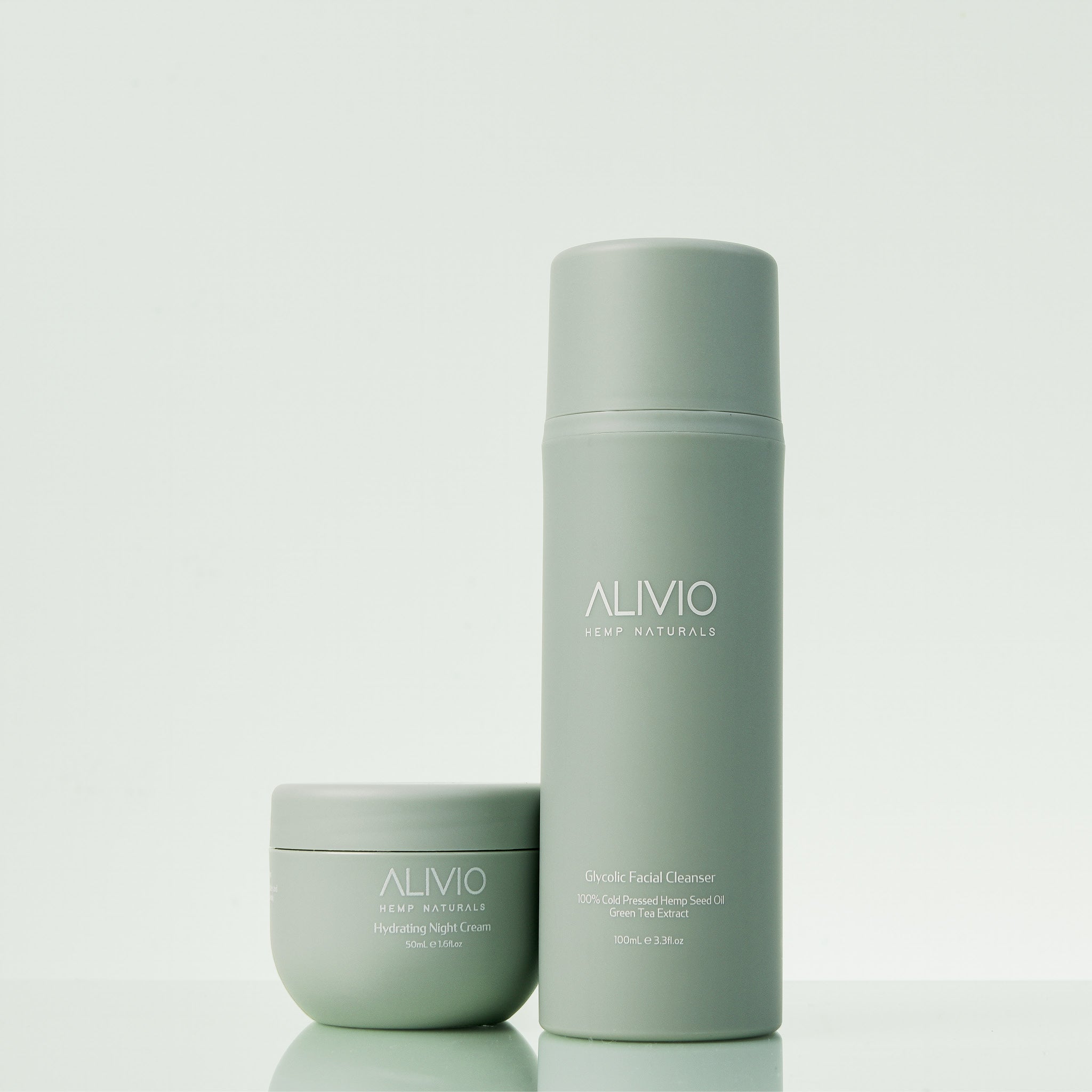 Alivio Wellness Sleep Bundle: Glycolic Acid Cleanser for gentle exfoliation and brighter skin, and Hydrating Night Cream for deep nourishment and a radiant complexion.